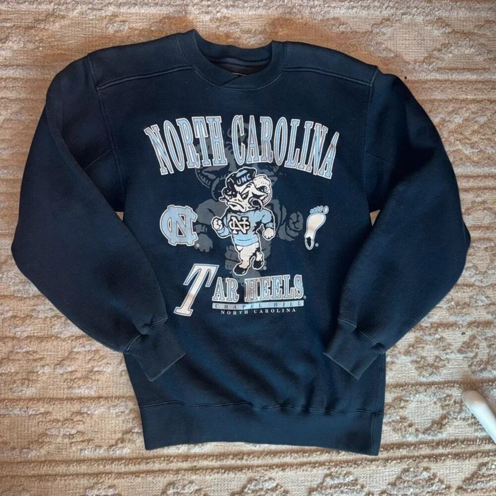 Vintage UNC Tar Heels Sweatshirt Small North Carolina Rameses Crewneck